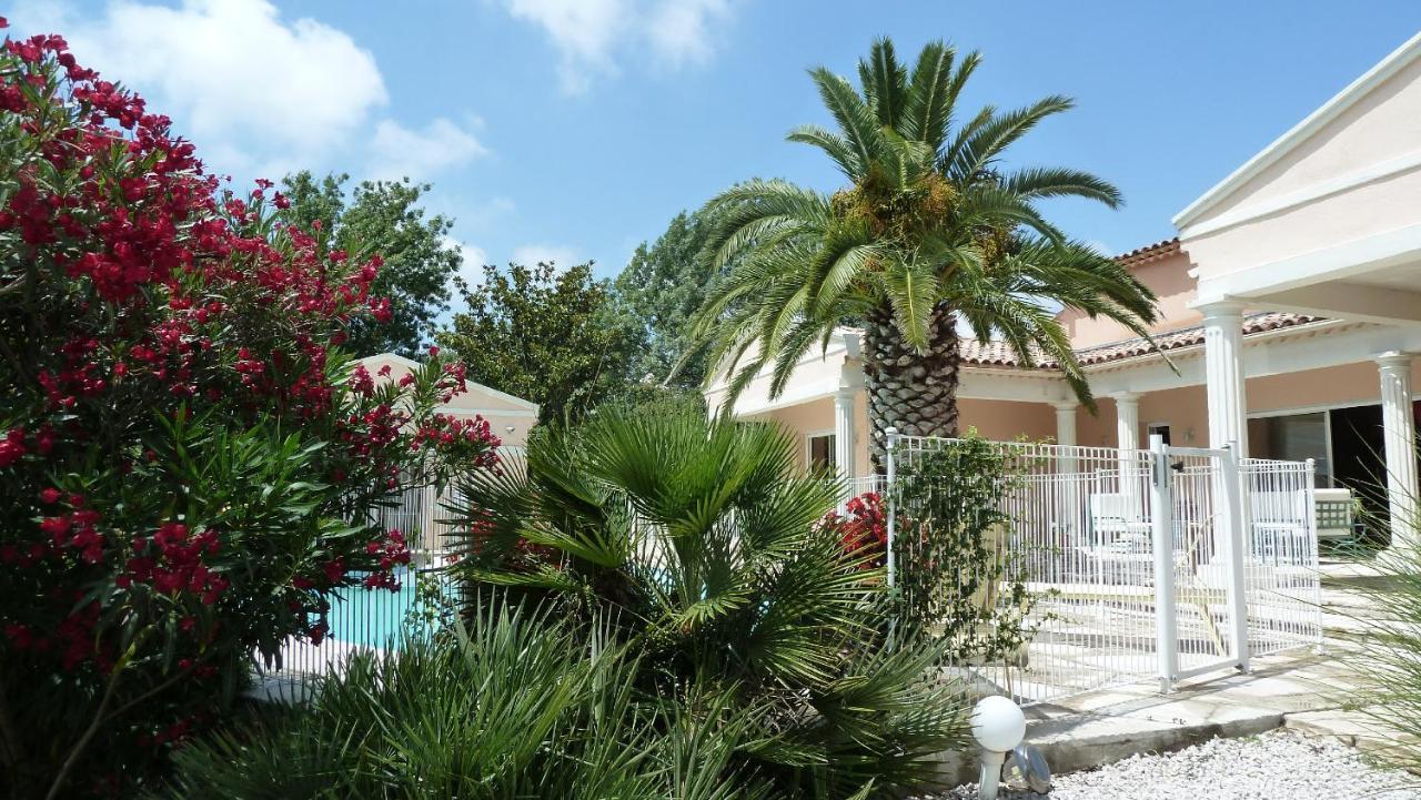 Les Cigalous Bed and Breakfast Restinclieres Exteriör bild